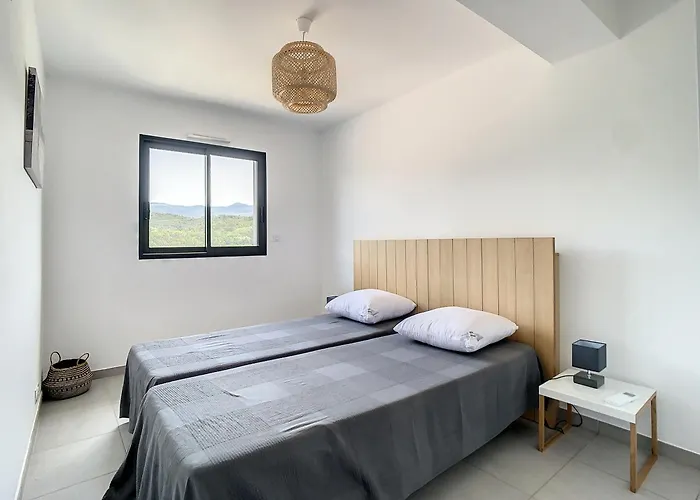 Superbe 3 Avec Grande Terrasse شقة *